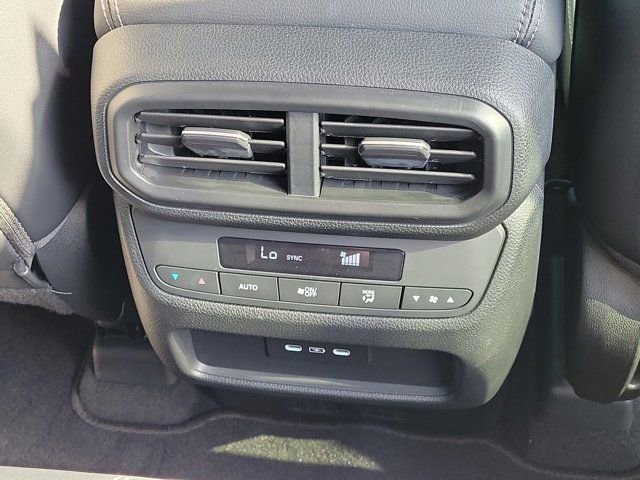 Certified 2025 Honda Pilot EX-L image 6