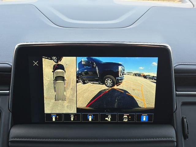 Used 2023 Chevrolet Tahoe Z71 w/ Luxury Package AWD/4WD image 40