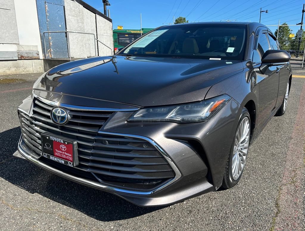 Certified 2019 Toyota Avalon Limited w/ Advanced Safety Package FWD video 1