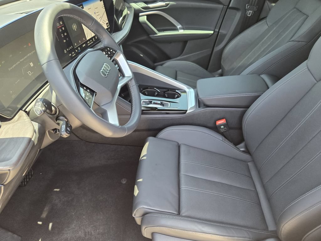 Certified 2025 Audi Q5 Premium Plus AWD/4WD image 17