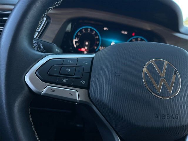 Used 2024 Volkswagen Atlas SE image 13