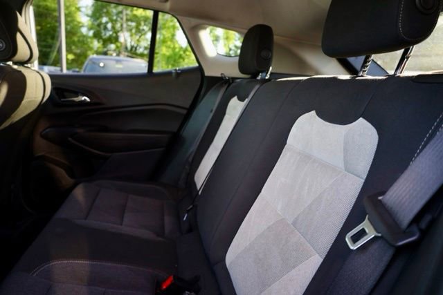 Used 2024 Chevrolet Trax LS FWD image 32