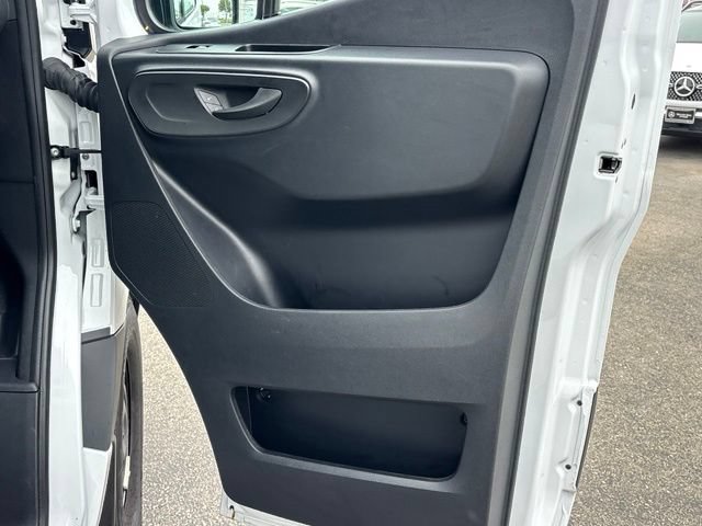 Used 2025 Mercedes-Benz Sprinter 2500 image 29