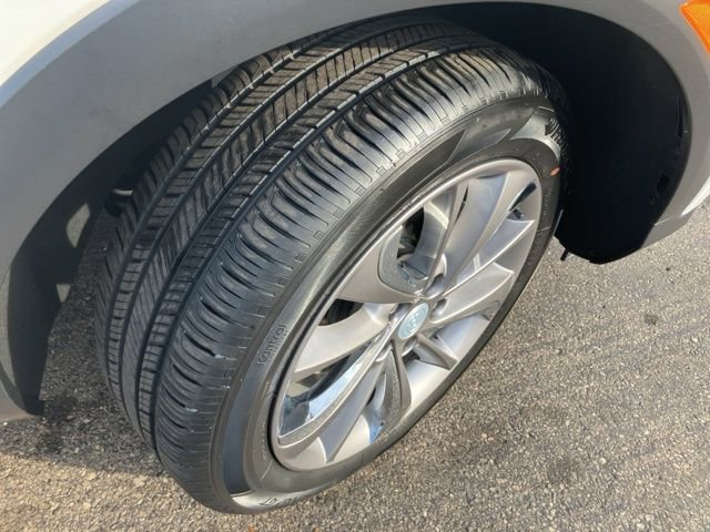 Used 2023 Buick Encore GX Essence w/ Experience Buick Package image 46