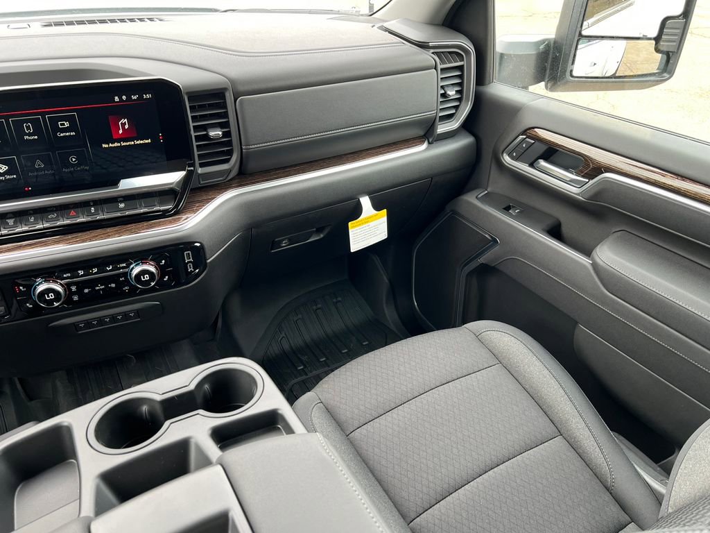 New 2026 GMC Sierra 3500 SLE w/ SLE Value Package image 39