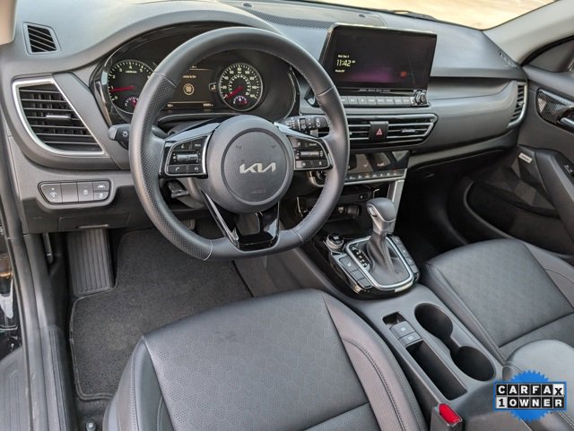 Used 2023 Kia Seltos SX w/ SX Sunroof Package image 4