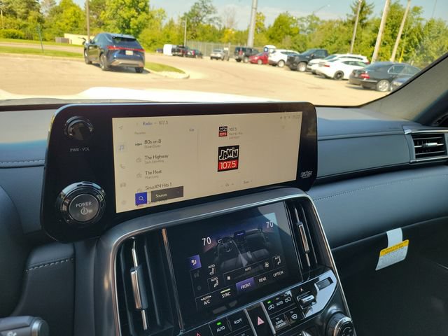 New 2026 Lexus LX 700h F Sport AWD/4WD image 27