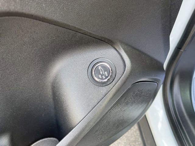 Used 2025 Chevrolet TrailBlazer ACTIV w/ Convenience Package image 24