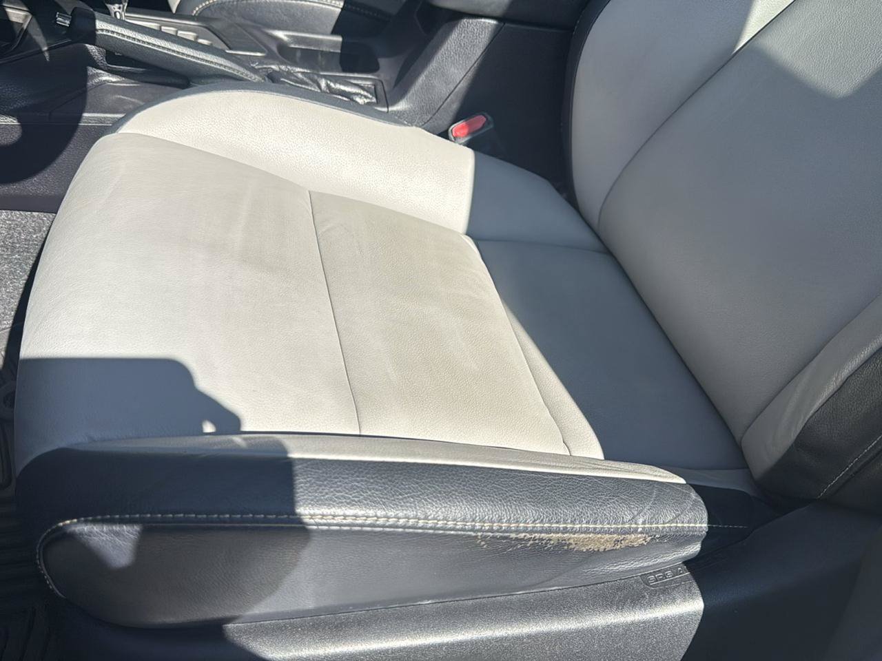 Used 2018 Toyota RAV4 Platinum FWD image 10