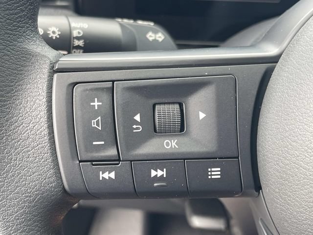 New 2026 Nissan Kicks S FWD image 30