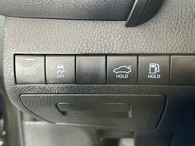 Used 2021 Toyota Camry LE FWD image 20