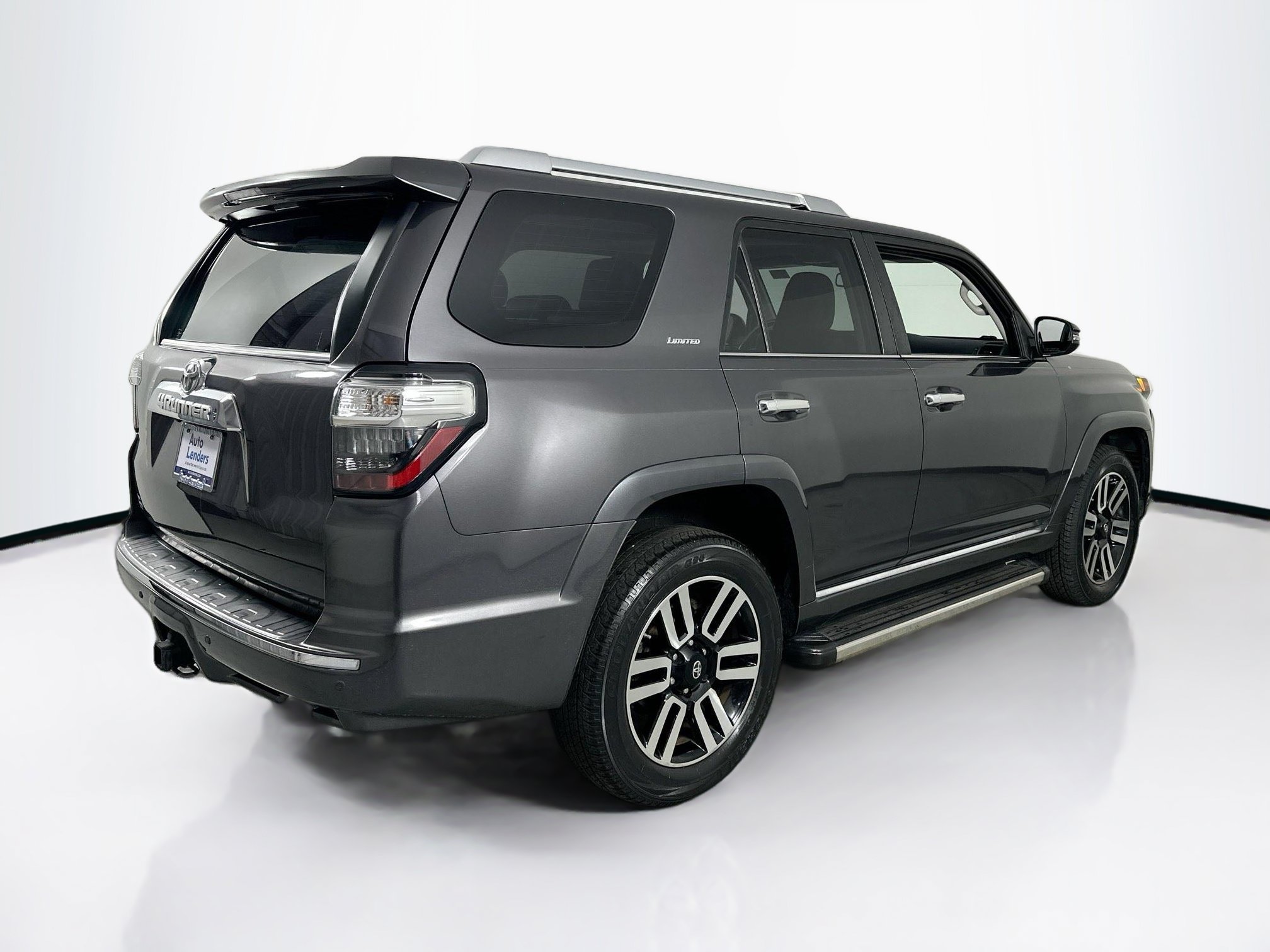 Used 2019 Toyota 4Runner Limited AWD/4WD image 5