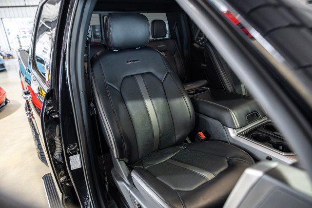 Used 2022 Ford F250 Platinum w/ FX4 Off-Road Package AWD/4WD image 34