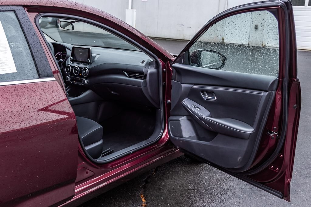 Used 2023 Nissan Sentra SV FWD image 15