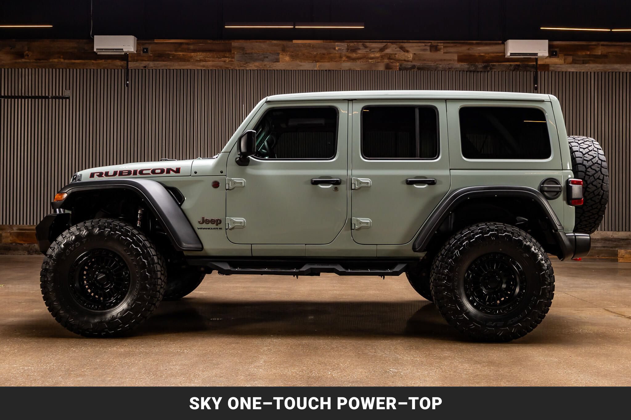 Used 2023 Jeep Wrangler Unlimited Rubicon w/ LED Lighting Group AWD/4WD image 6