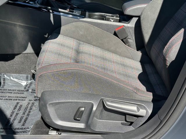 Certified 2024 Volkswagen GTI SE FWD image 25