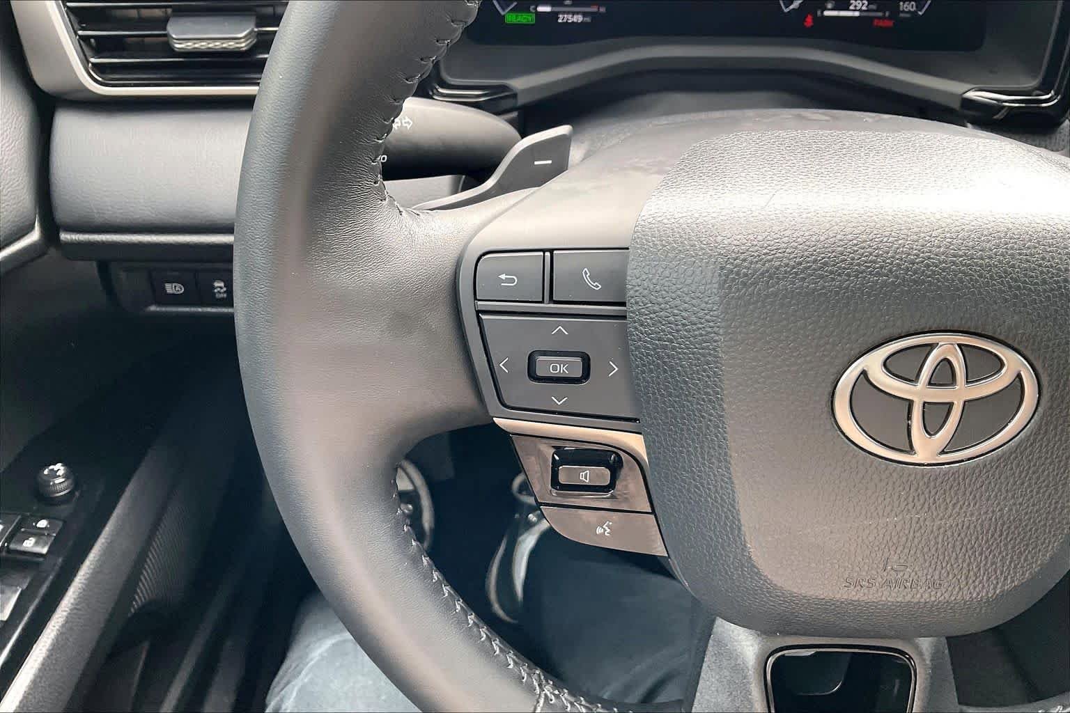 Used 2025 Toyota Camry XSE FWD image 22