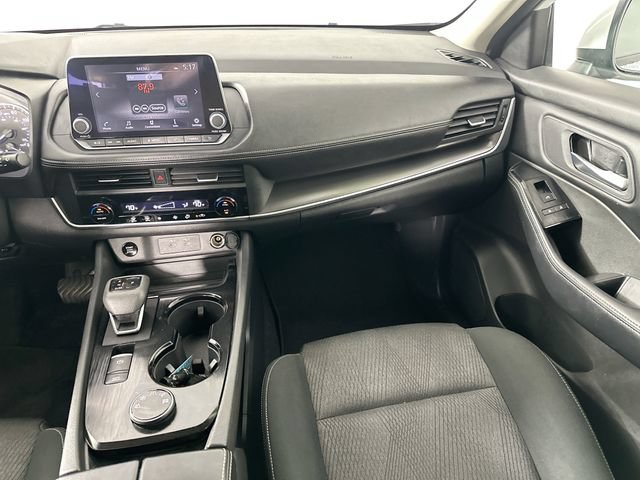 Used 2025 Nissan Rogue SV AWD/4WD image 25