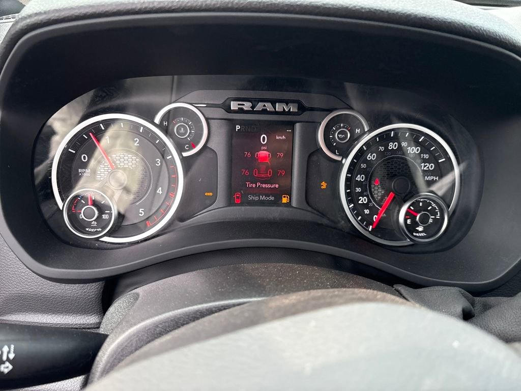 New 2026 RAM 3500 Tradesman AWD/4WD image 23