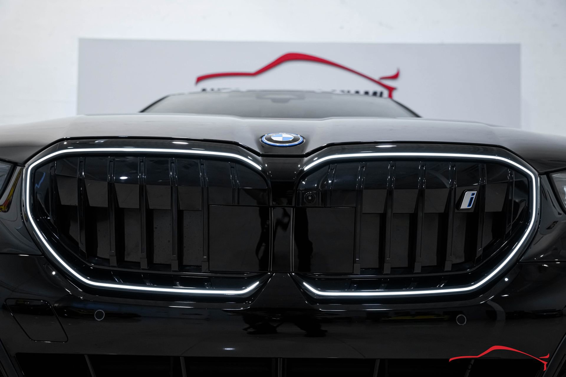 Used 2025 BMW i5 xDrive40 w/ M Sport Package AWD/4WD image 34