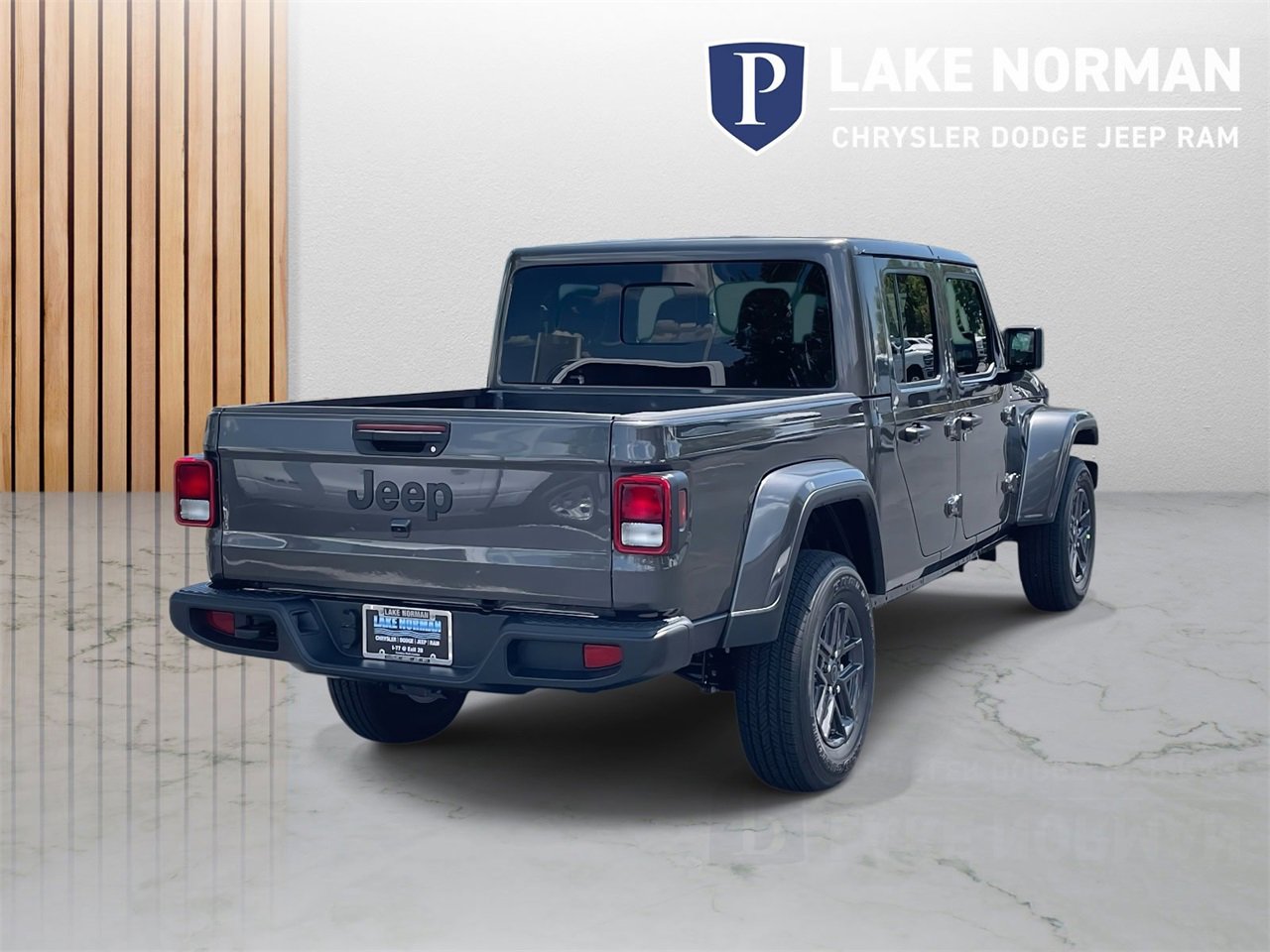 New 2025 Jeep Gladiator Sport image 9