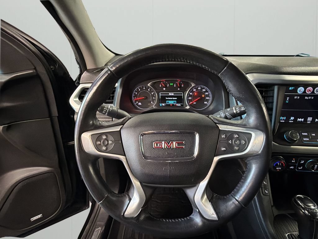 Used 2017 GMC Acadia SLT AWD/4WD image 34