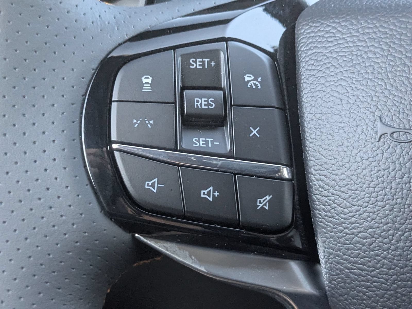 New 2026 Ford Explorer Tremor w/ Tremor Ultimate Package AWD/4WD image 17