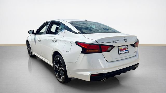 Used 2024 Nissan Altima 2.5 SR w/ SR Premium Package AWD/4WD image 5