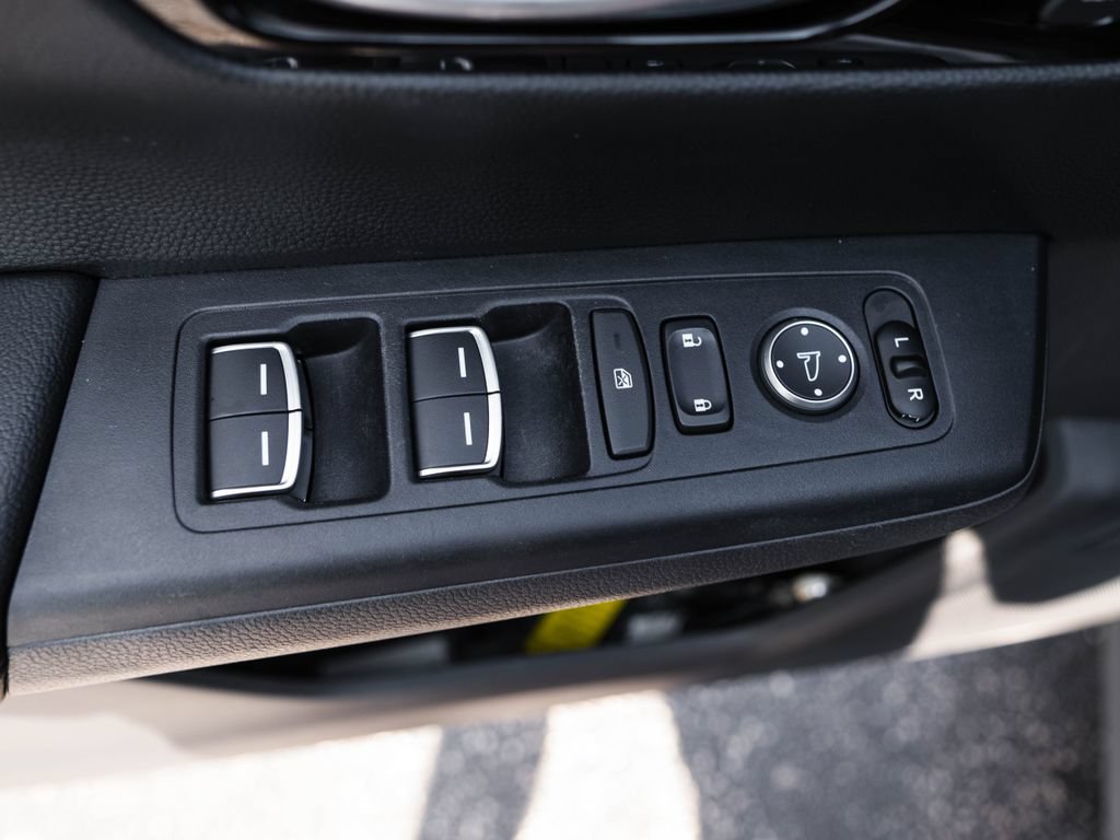 Used 2024 Honda CR-V EX-L image 25