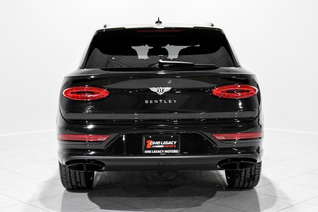 Used 2023 Bentley Bentayga image 7