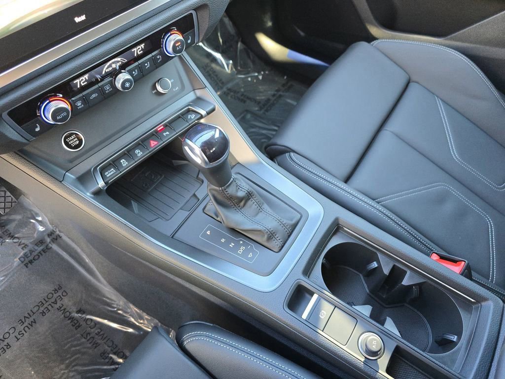 Certified 2025 Audi Q3 2.0T Premium w/ Convenience Package AWD/4WD image 28