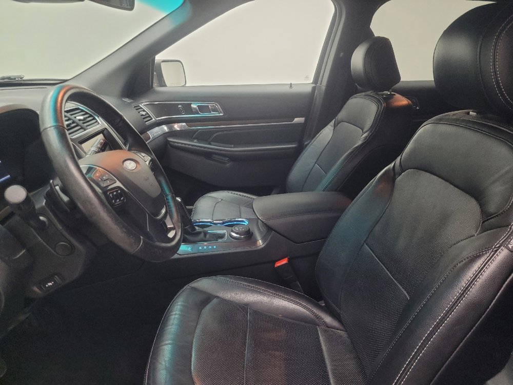 Used 2016 Ford Explorer Limited w/ Equipment Group 301A image 17