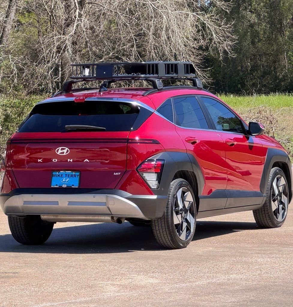 Used 2025 Hyundai Kona Limited image 16