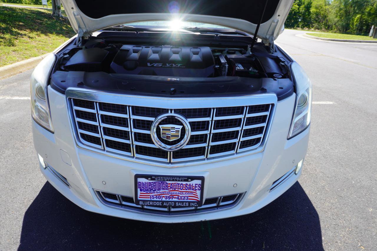 Used 2013 Cadillac XTS Luxury w/ Driver Awareness Package FWD image 37