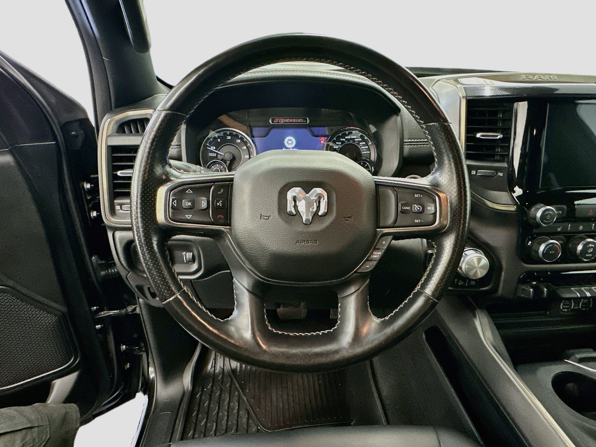 Used 2021 RAM 1500 Rebel w/ Rebel Level 1 Equipment Group AWD/4WD image 18