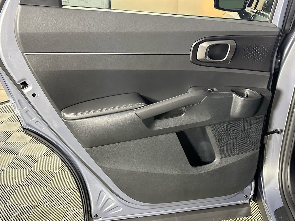 New 2025 Kia Sorento EX w/ Panoramic Sunroof Package image 18