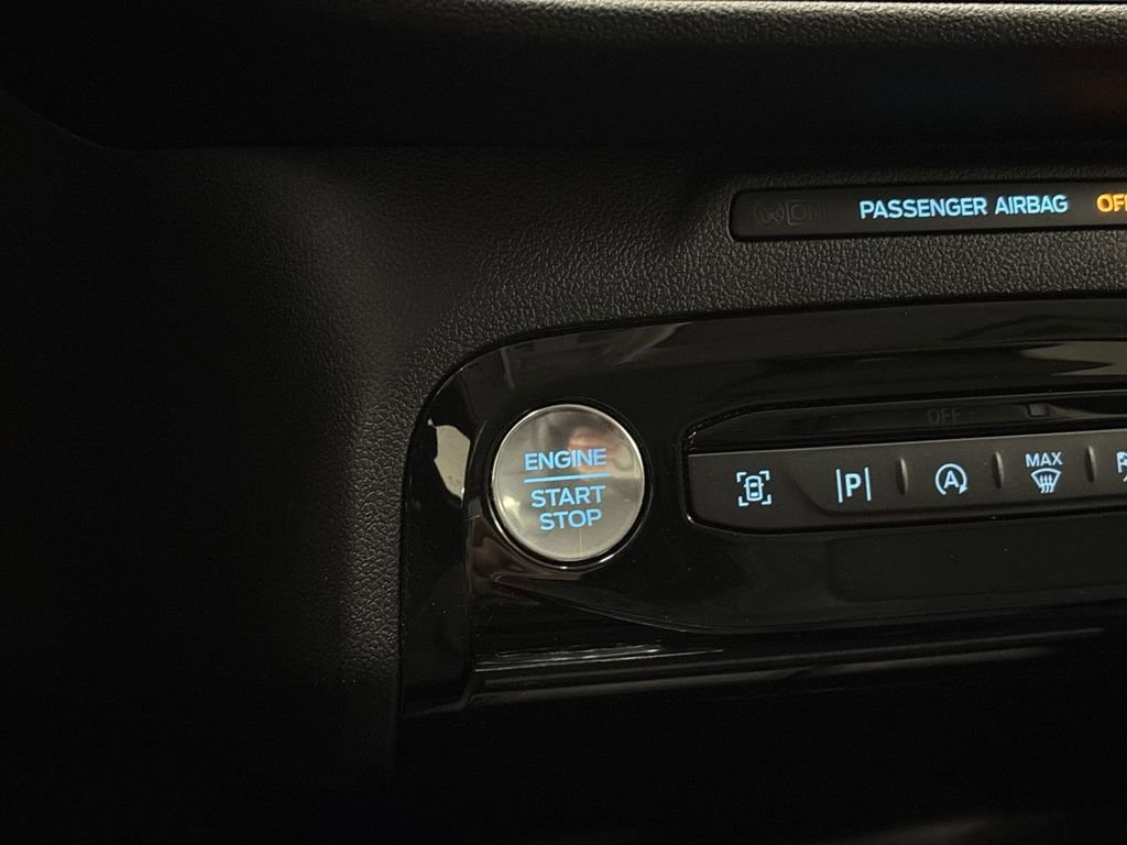 Used 2024 Ford Escape Platinum image 45