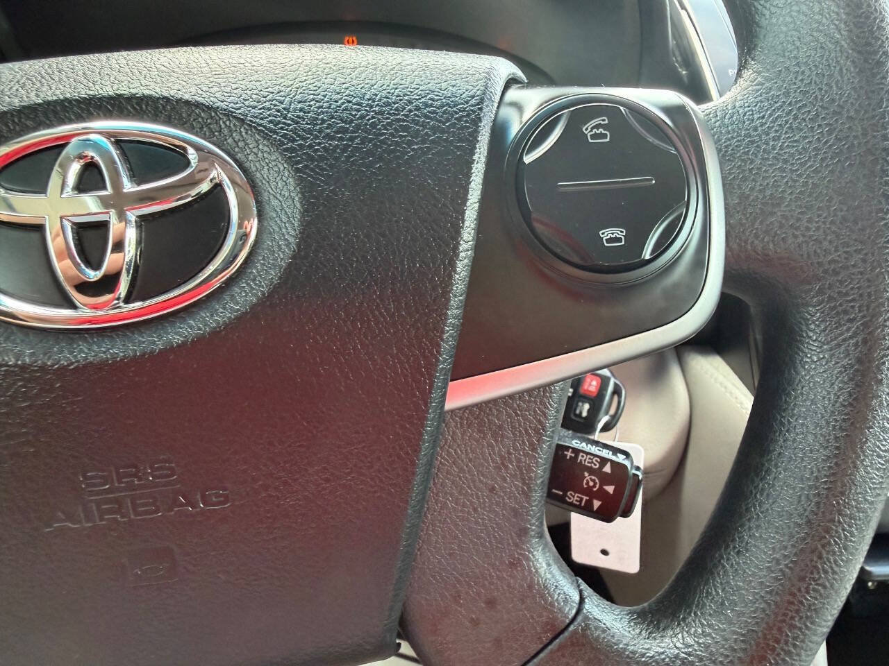 Used 2012 Toyota Camry LE w/ Preferred Accessory Pkg FWD image 34