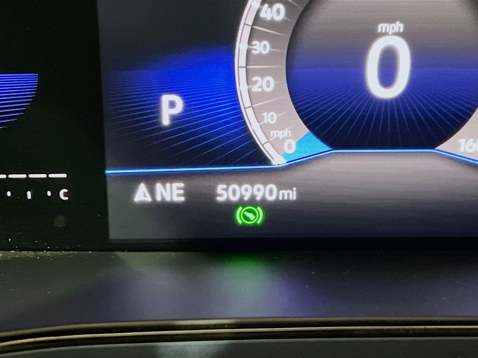 Used 2022 Volkswagen Taos SE image 8