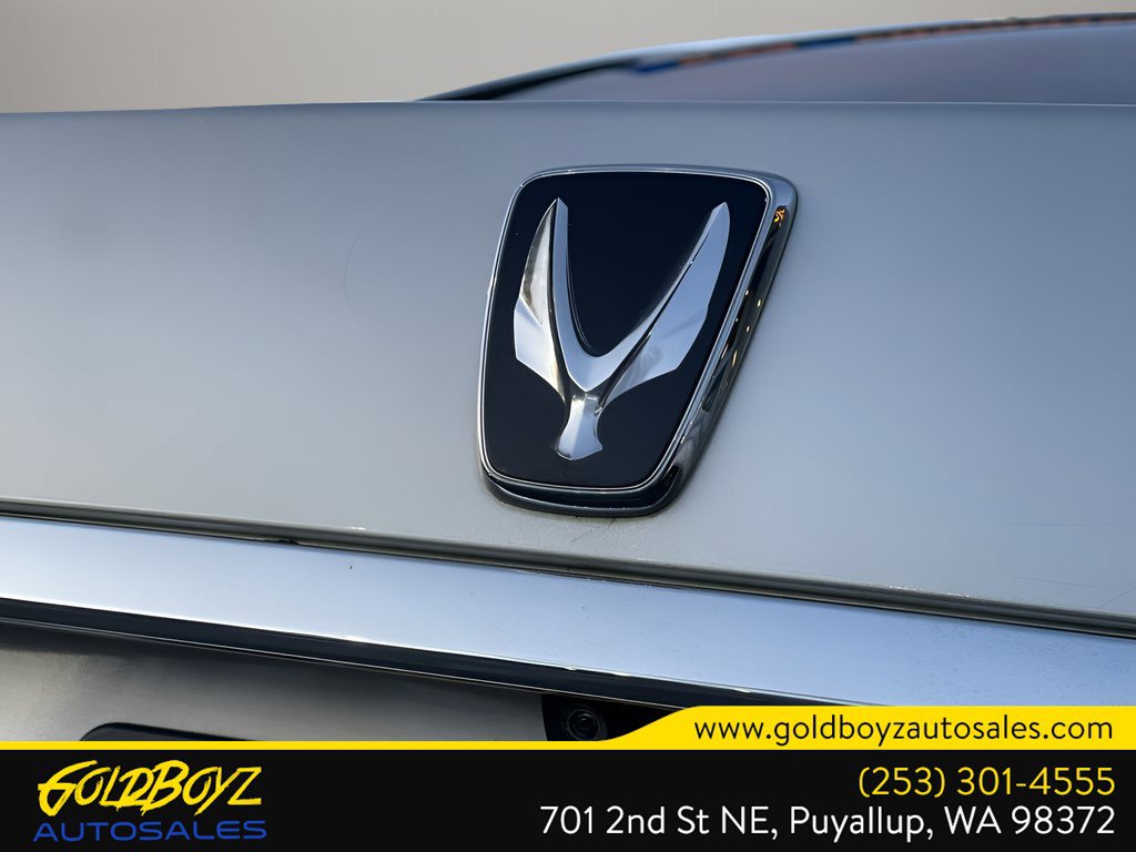 Used 2011 Hyundai Equus Signature RWD image 10