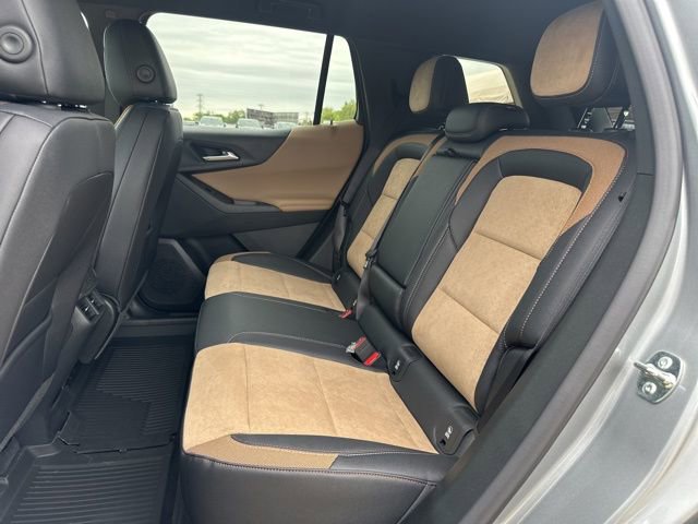 New 2026 Chevrolet Equinox ACTIV FWD image 11
