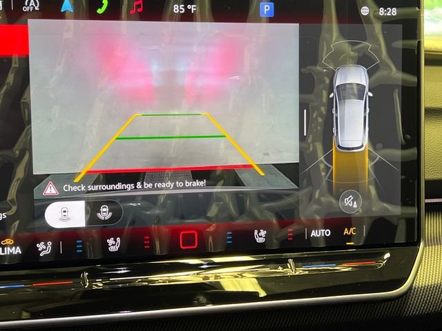 New 2025 Volkswagen GTI SE FWD image 18