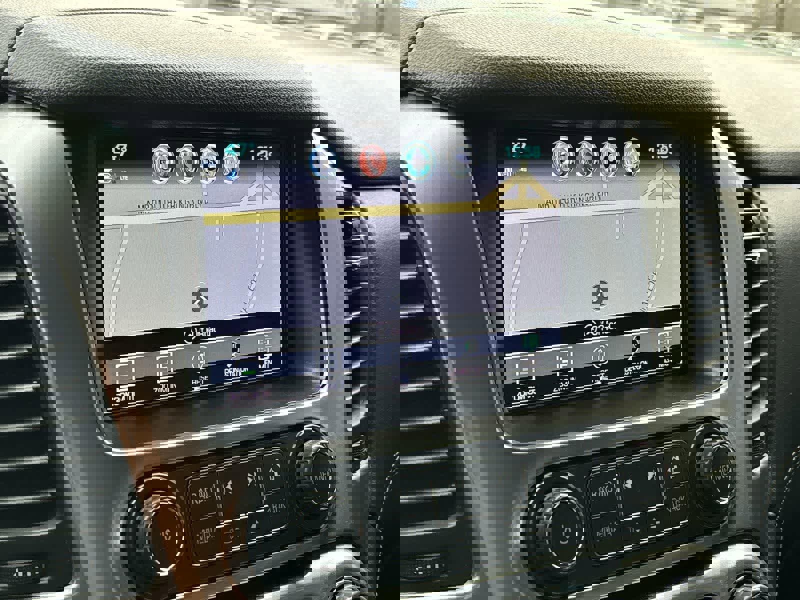 Used 2019 Chevrolet Suburban LT image 18