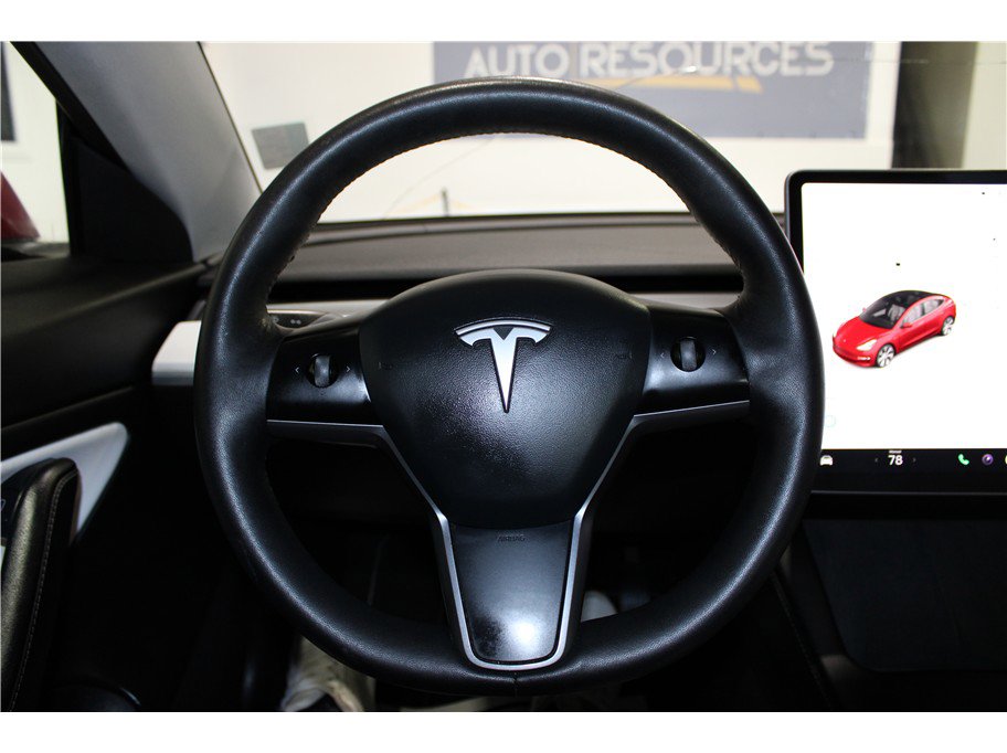 Used 2021 Tesla Model 3 Standard Range Plus image 24