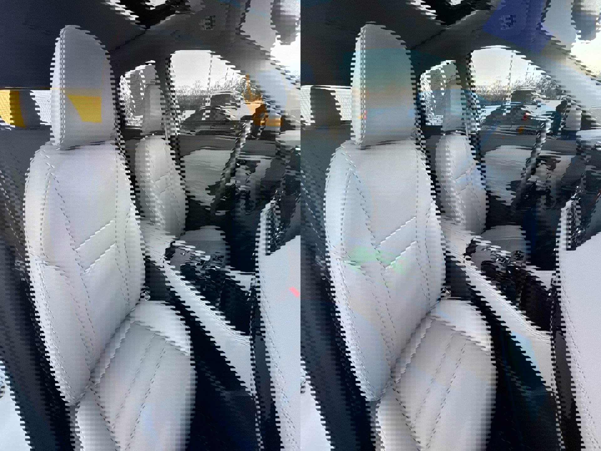 Used 2023 Nissan Rogue SL w/ SL Premium Package image 25