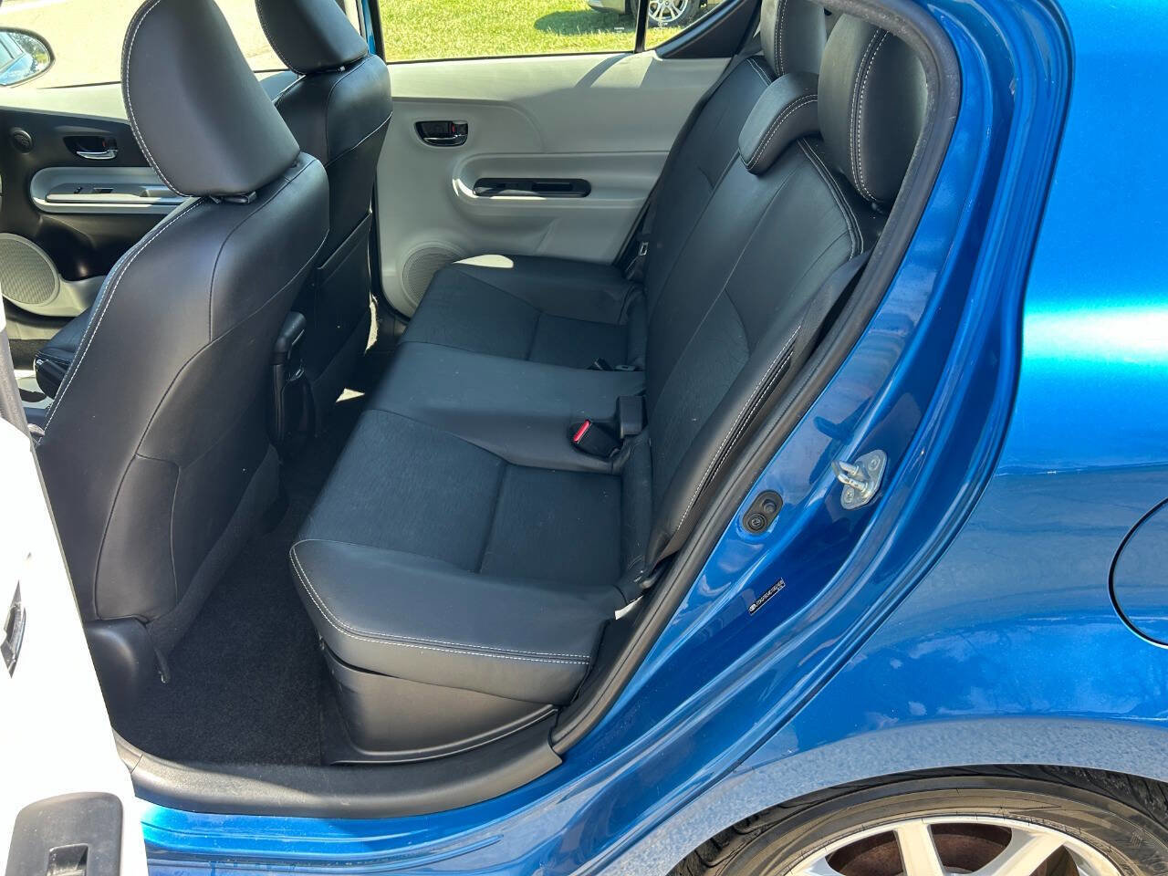 Used 2012 Toyota Prius C Four image 16