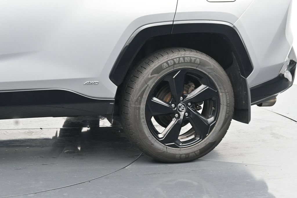 Used 2021 Toyota RAV4 XSE AWD/4WD image 13