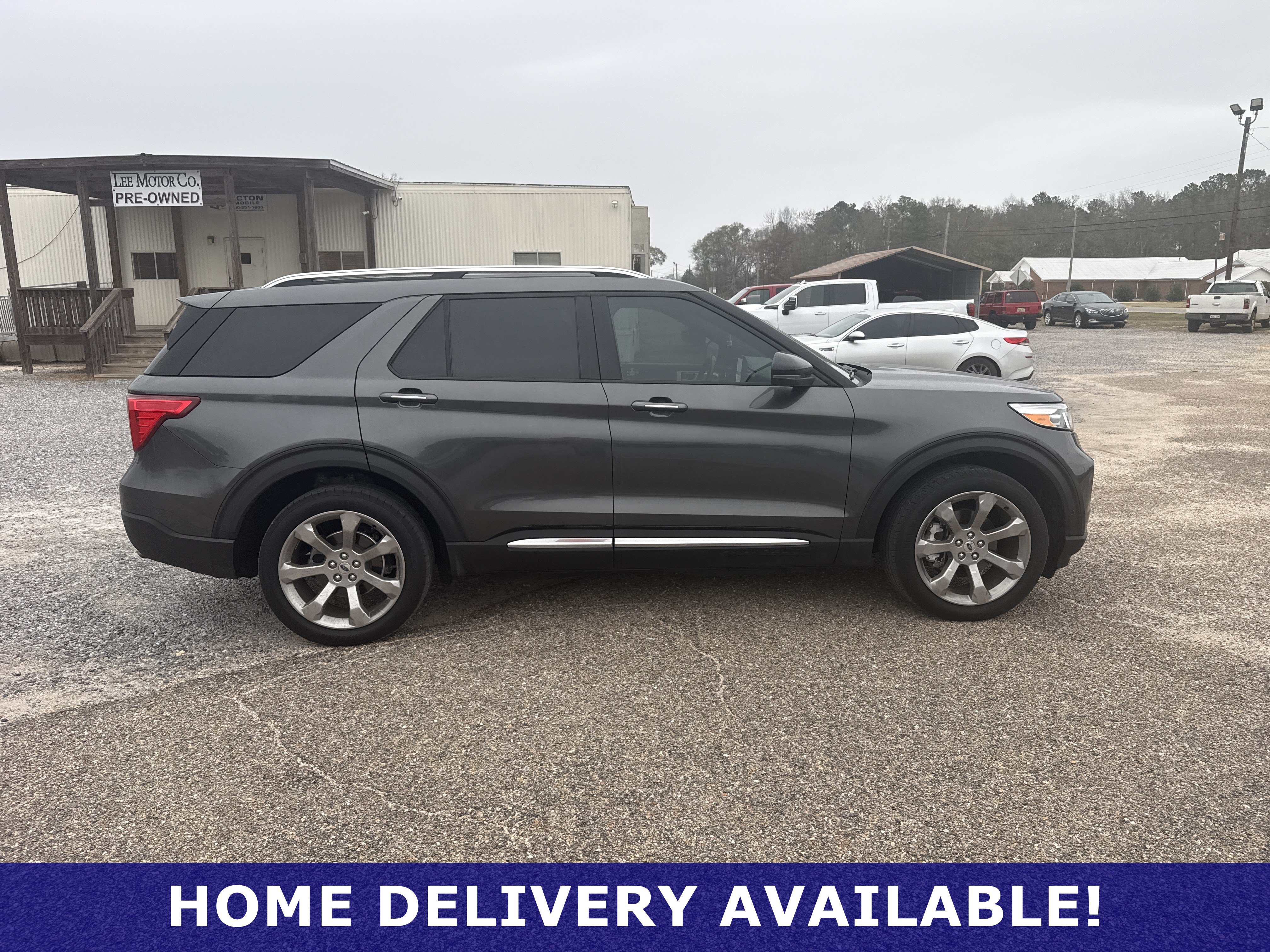 Used 2020 Ford Explorer Platinum w/ Premium Technology Package AWD/4WD image 15