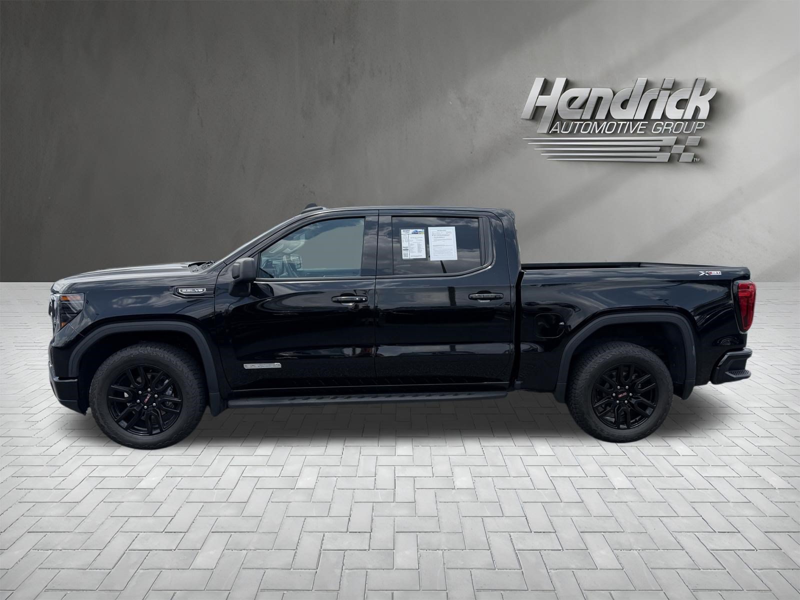 Used 2024 GMC Sierra 1500 Elevation w/ X31 Off-Road Package AWD/4WD image 7