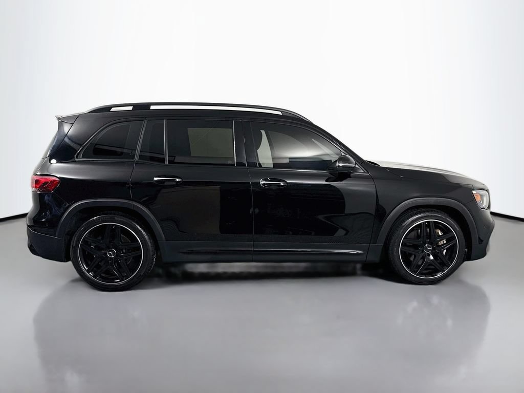 Used 2022 Mercedes-Benz GLB 35 AMG 4MATIC image 4